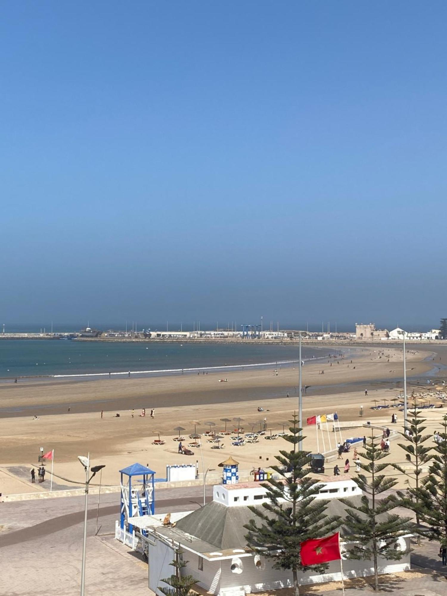 Tarbouche On The Beach 에사우이라 외부 사진